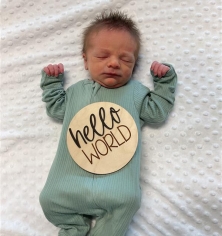 Newborn Photo of Bennett Keith 