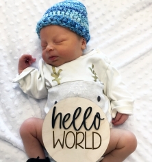 Newborn picture of Lyle