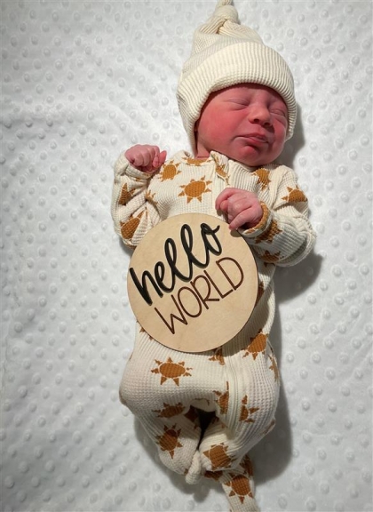 Newborn Photo of Scotty Luke 